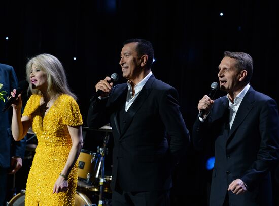 Dzhakhan Pollyeva's anniversary gala