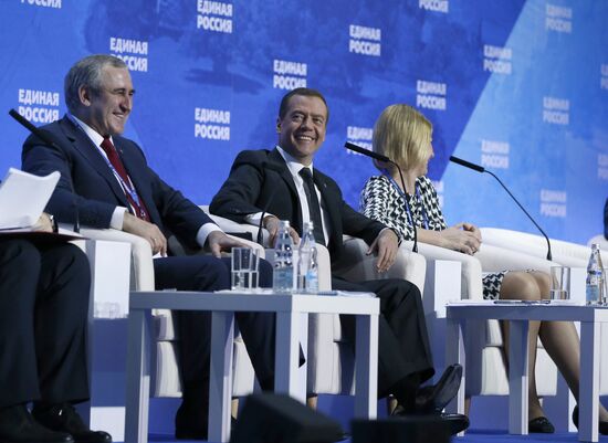 Prime Minister Medvedev visits Volga Federal District