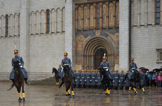 Presidential Regiment changing of the guard ceremony