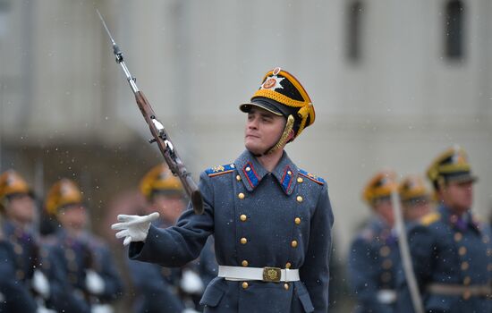 Presidential Regiment changing of the guard ceremony