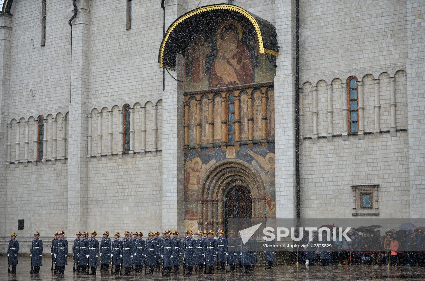 Presidential Regiment changing of the guard ceremony