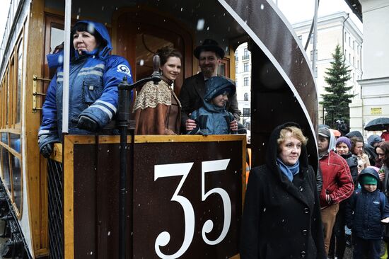 Celebrating Moscow Tram Day on Chistye Prudy