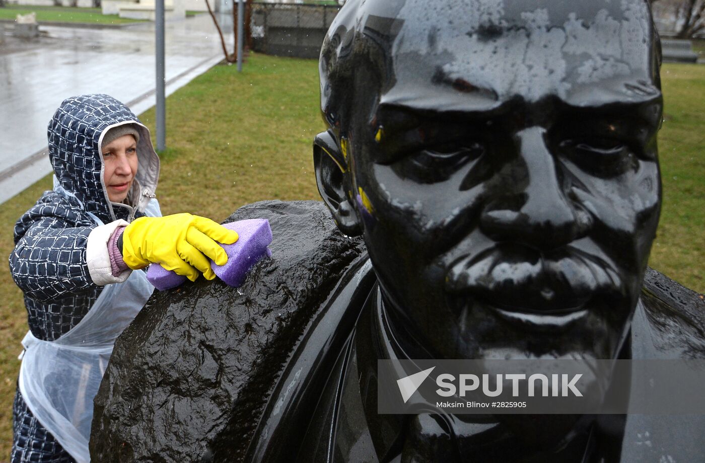 City Cleanup Day in Moscow