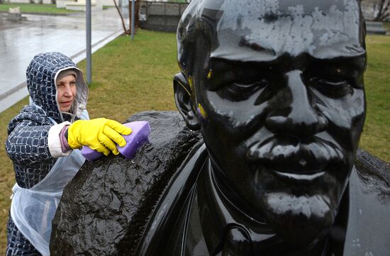 City Cleanup Day in Moscow