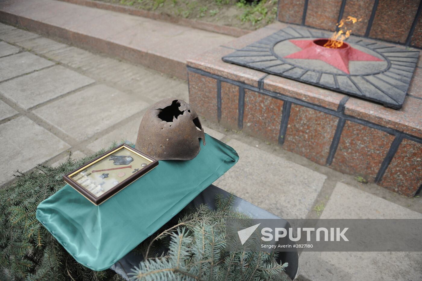 Relics of serviceman killed in action in 1943 during battle for Slavyansk transferred to Russia