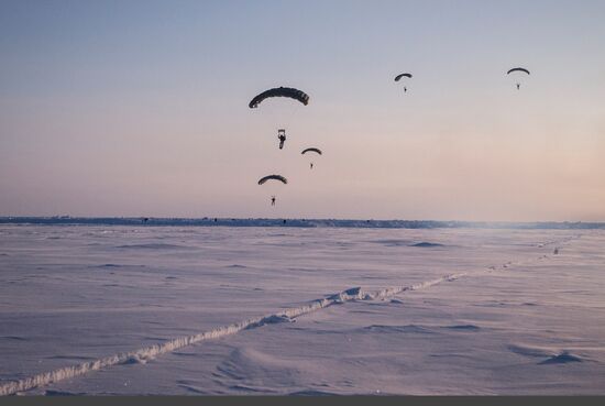 Drill of special ops unit of Chechen Republic near North Pole