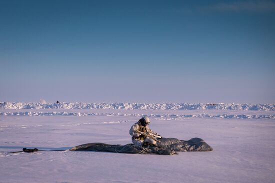 Drill of special ops unit of Chechen Republic near North Pole
