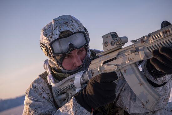 Drill of special ops unit of Chechen Republic near North Pole