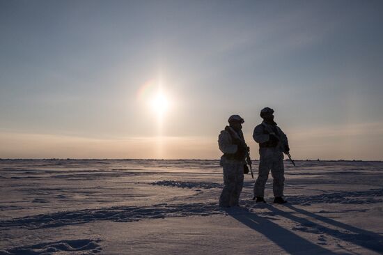Drill of special ops unit of Chechen Republic near North Pole