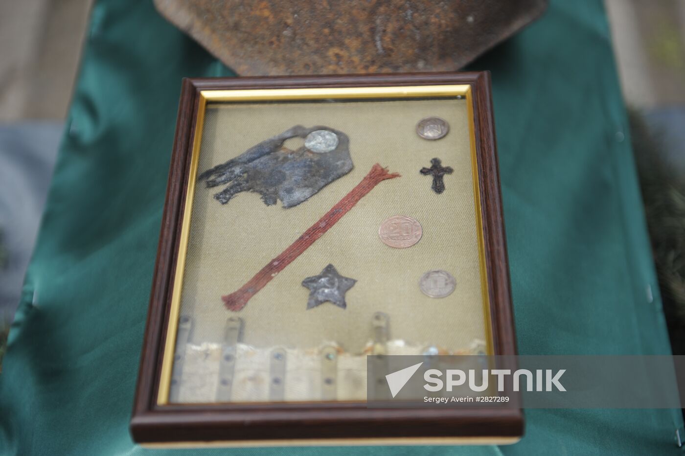 Relics of a serviceman killed in action in 1943 during battle for Slavyansk transferred to Russia