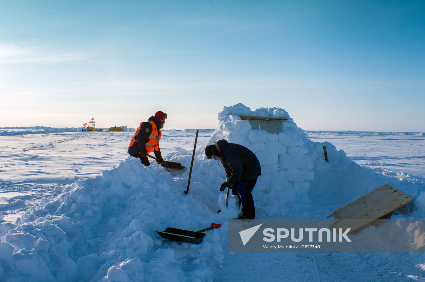 Barneo drift ice camp in Arctic