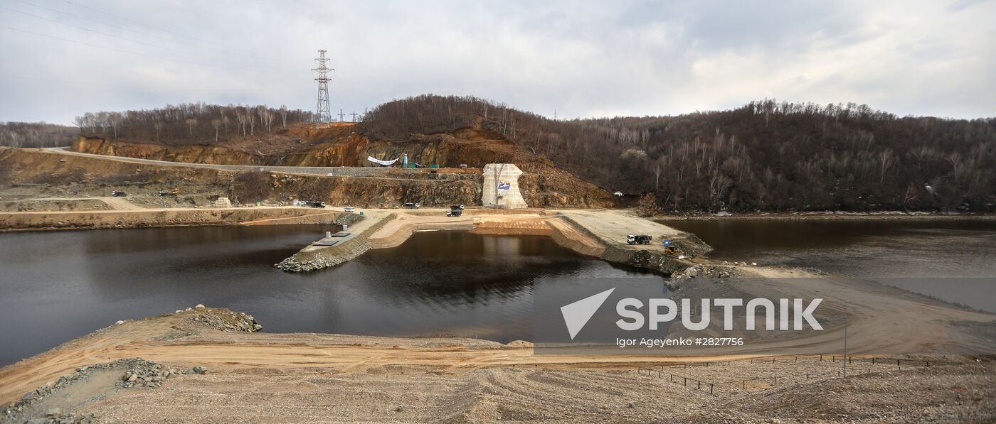 River Bureya damming at Nizhne-Bureiskaya HPP in Amur region