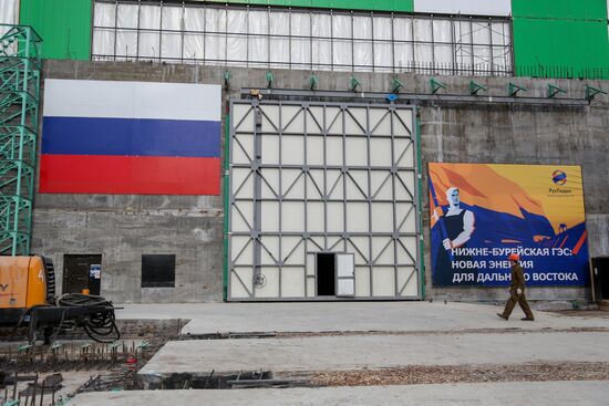 Damming the Bureya River near the Nizhne-Bureiskaya hydropower station in the Amur Region