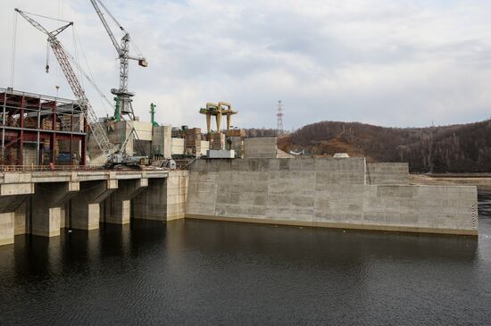 River Bureya damming at Nizhne-Bureiskaya HPP in Amur region