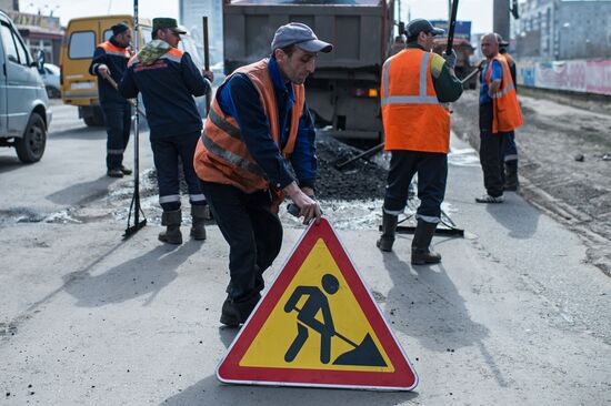 Road repairs in Omsk