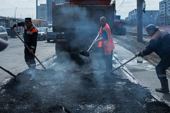 Road repairs in Omsk