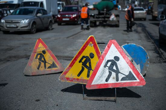 Road repairs in Omsk