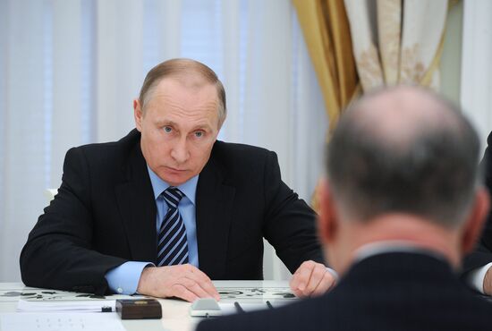 President Vladimir Putin meets with World Jewish Congress President Ronald S. Lauder