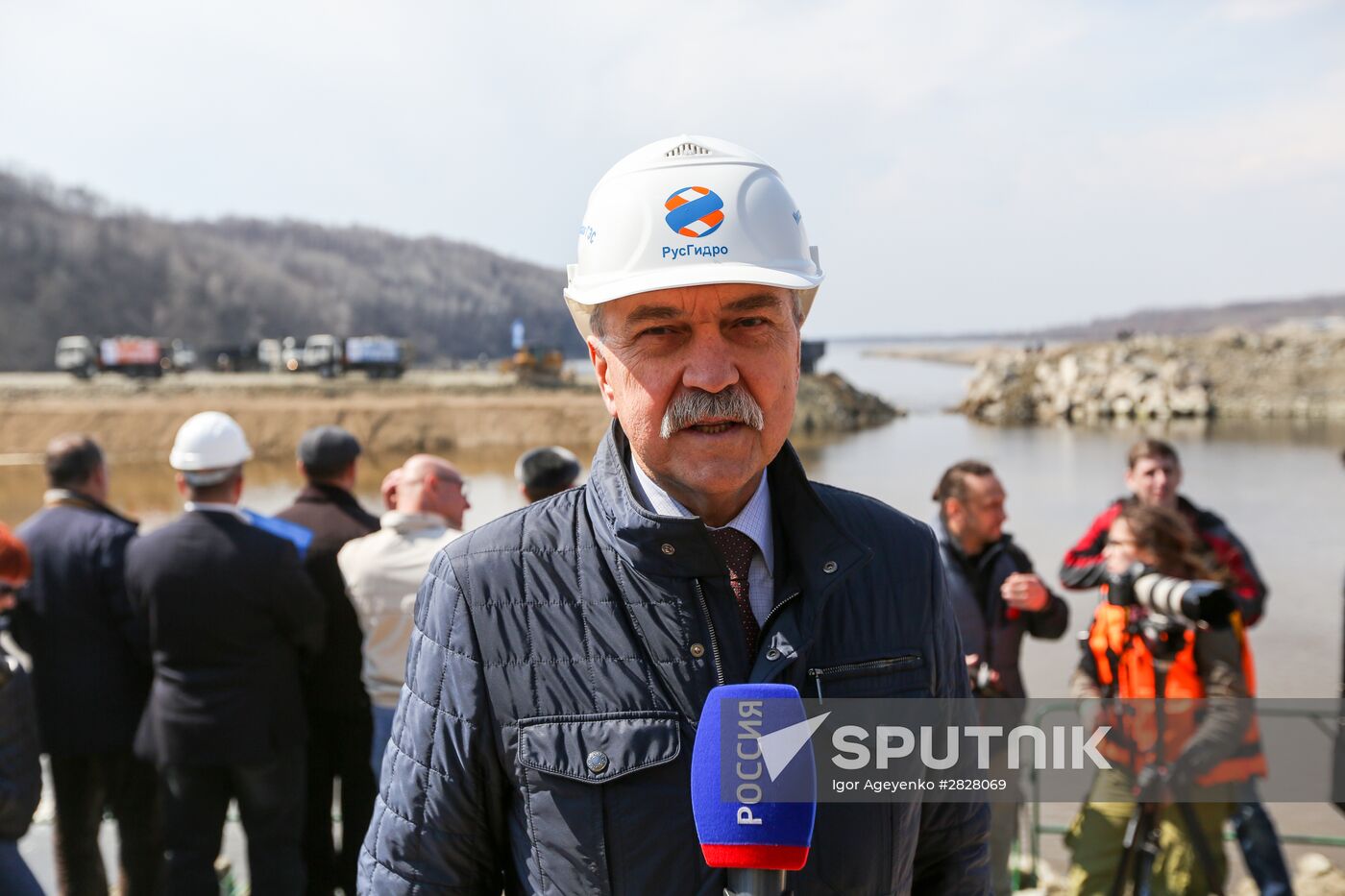 River Bureya damming at Nizhne-Bureiskaya HPP in Amur region