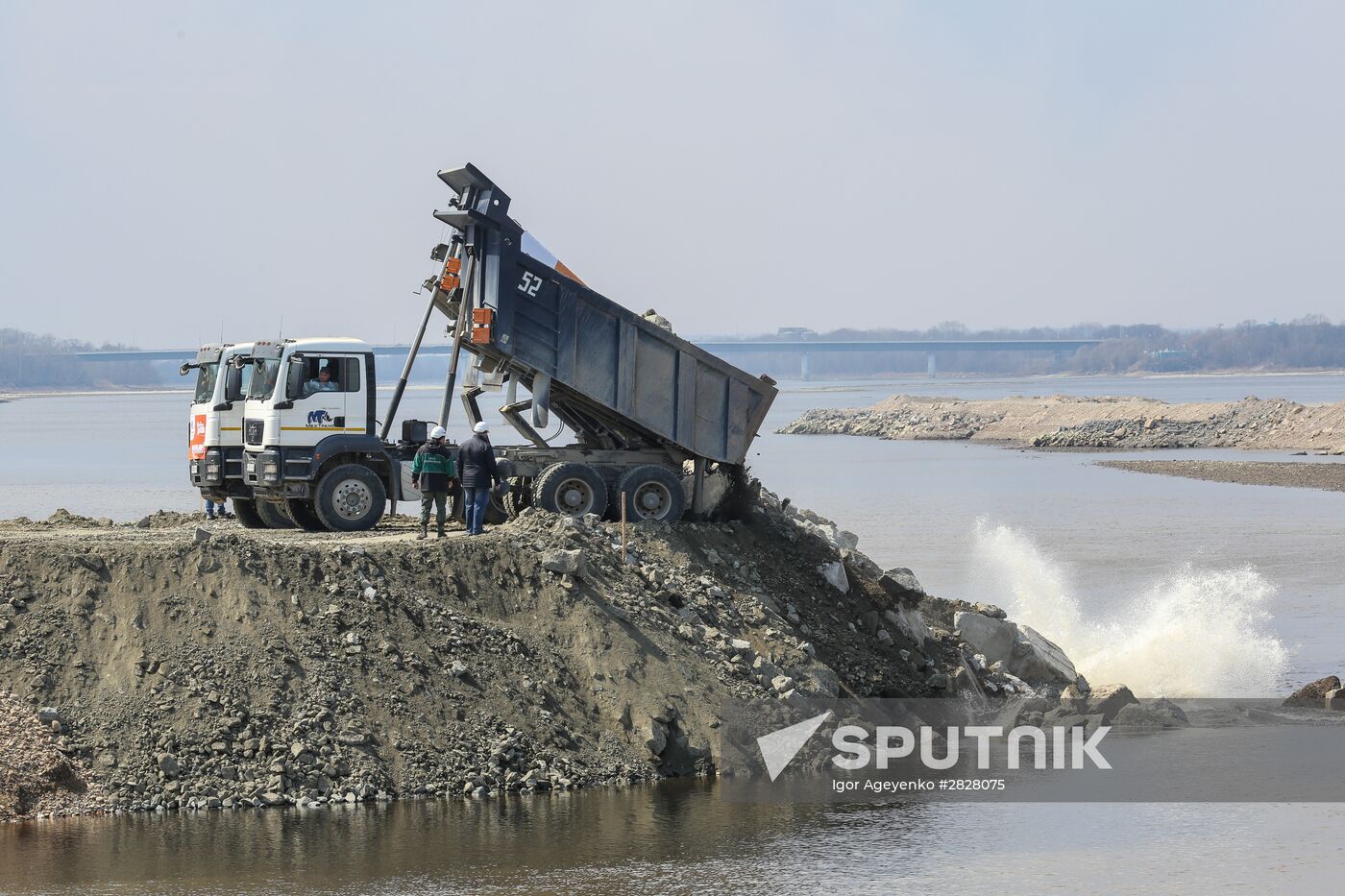River Bureya damming at Nizhne-Bureiskaya HPP in Amur region