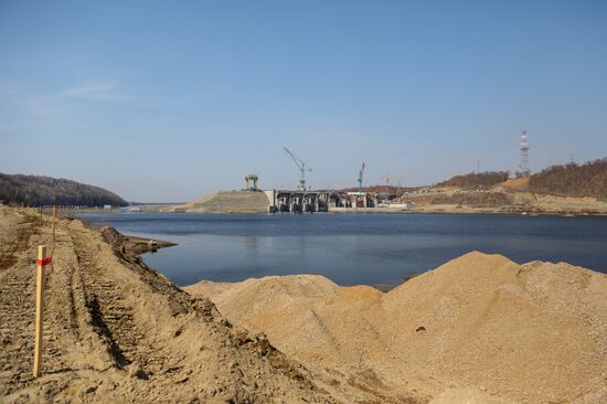 River Bureya damming at Nizhne-Bureiskaya HPP in Amur region
