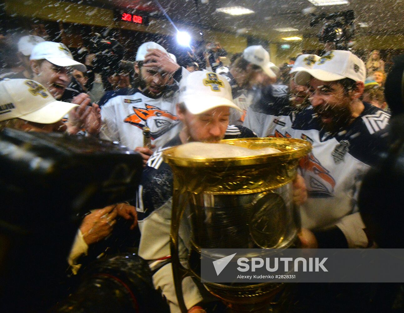 Kontinental Hockey League. CSKA vs. Metallurg