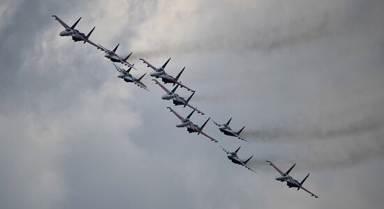 Joint rehearsal of aerobatic teams before the Victory Parade