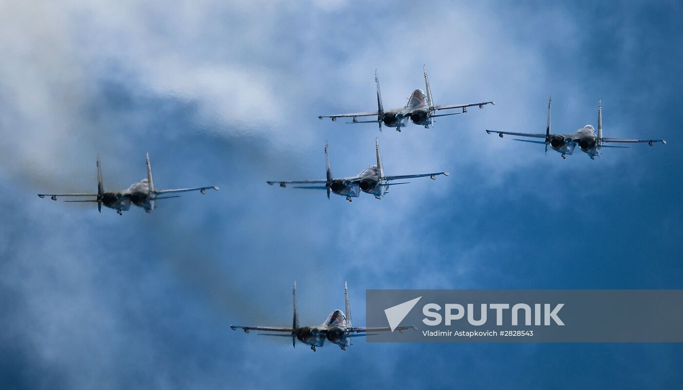 Joint rehearsal of aerobatic teams before the Victory Parade