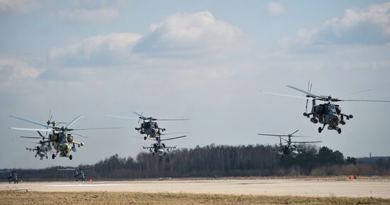Joint rehearsal of aerobatic teams before the Victory Parade