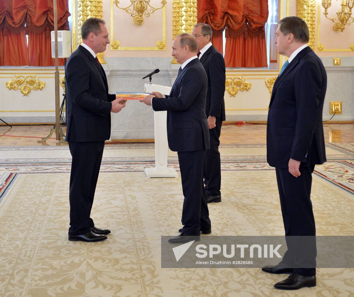 President Vladimir Putin receives letters of credence from foreign ambassadors