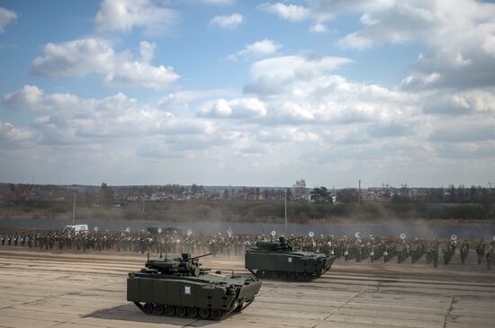 Trainings in Moscow Region ahead of military parade on May 9