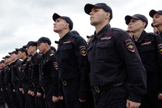 Inspection of police troops in Samara