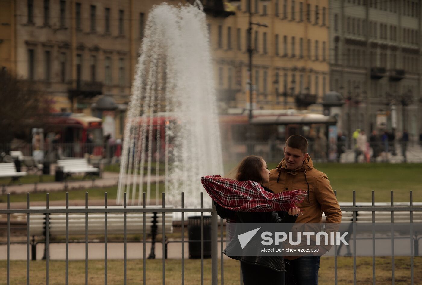 Fountain season begins in St. Petersburg