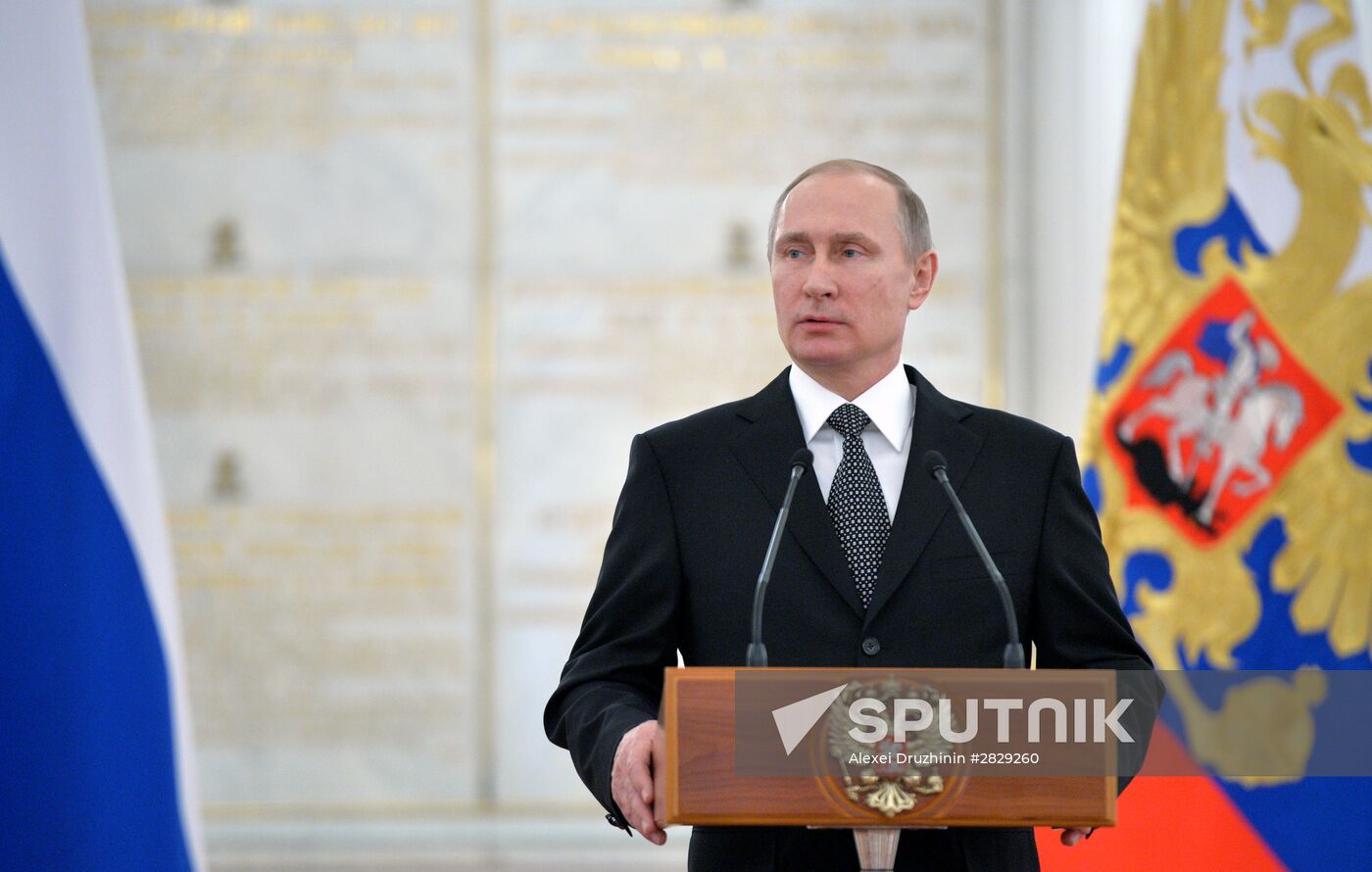 President Vladimir Putin attends intoroduction ceremony for officers appointed to top command posts