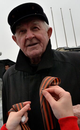 St. George Ribbon memorial campaign in Russian cities