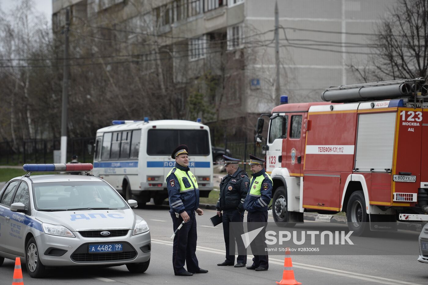Cache of weapons and munitions found in 9-storied building basement in south Moscow