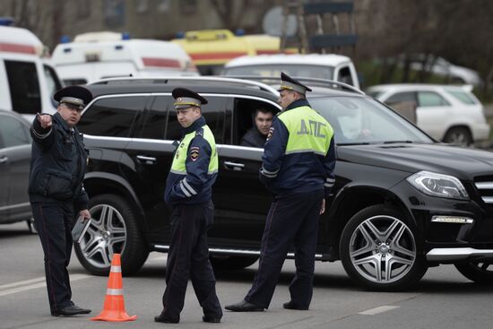 Cache of weapons and munitions found in 9-storied building basement in south Moscow