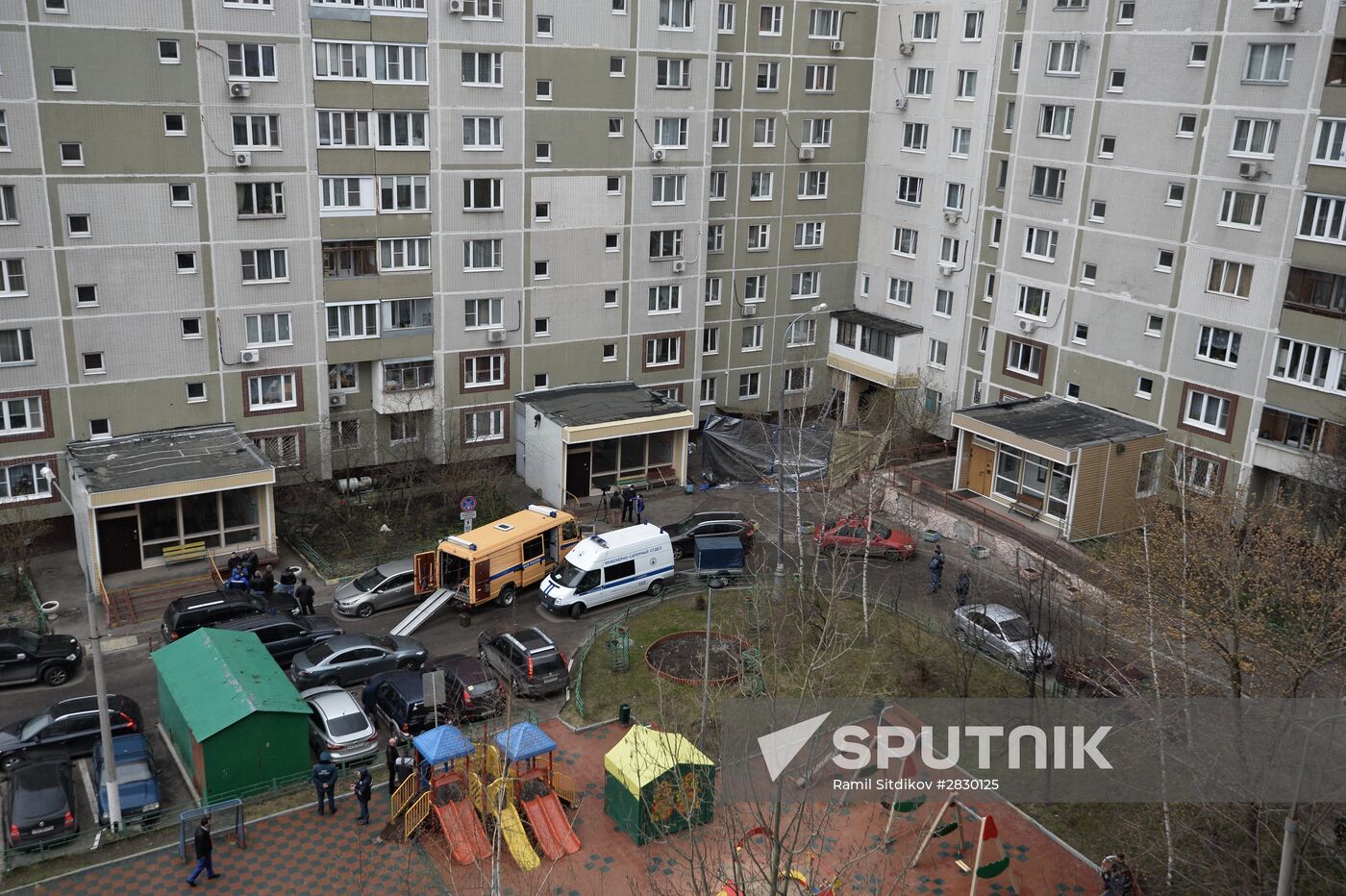 Cache of weapons and munitions found in 9-storied building basement in south Moscow
