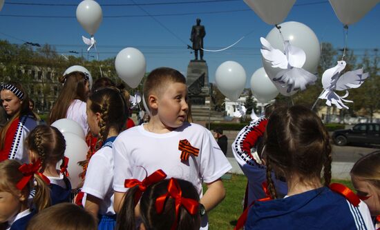 St. George Ribbon memorial campaign in Russian cities