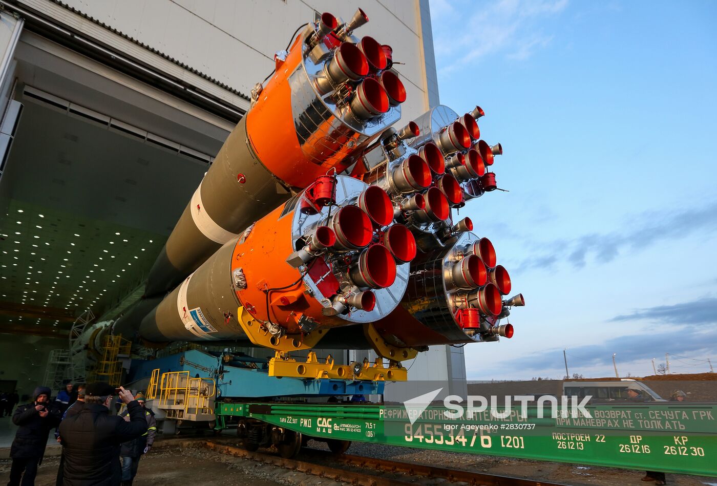 Soyuz-2.1a carrier vehicle taken to Vostochny space center's launch pad