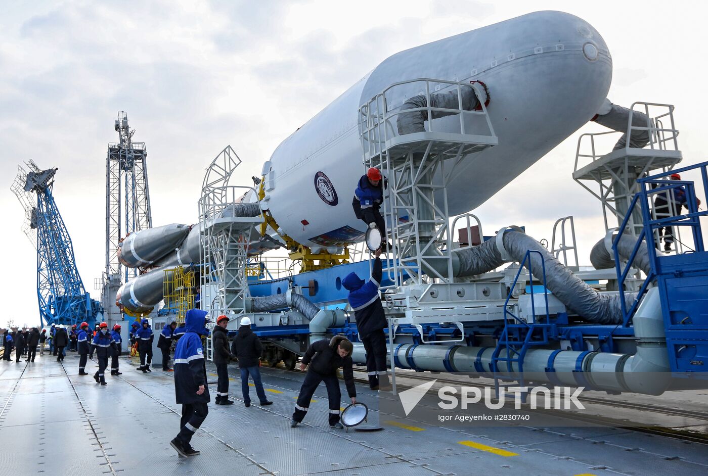 Soyuz-2.1a carrier vehicle taken to Vostochny space center's launch pad