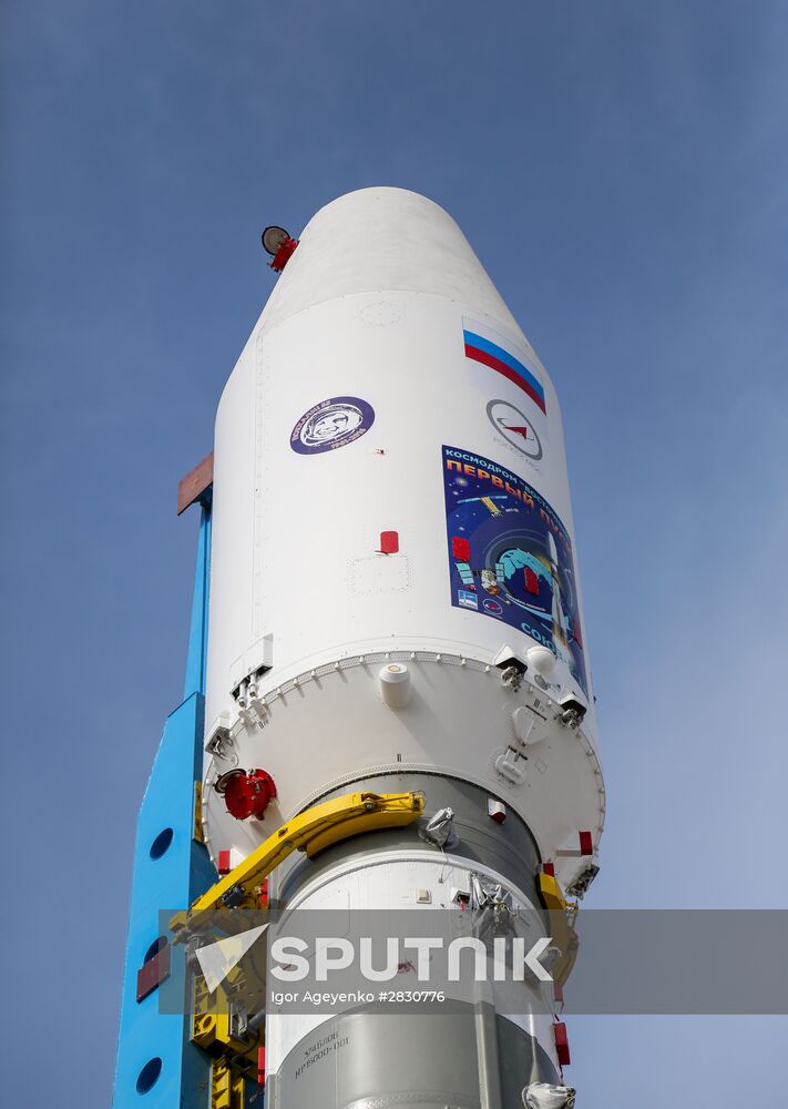 Soyuz-2.1a carrier vehicle taken to Vostochny space center's launch pad