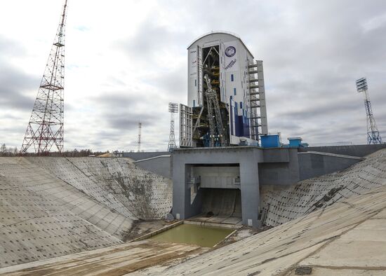 Soyuz-2.1a carrier vehicle taken to Vostochny space center's launch pad