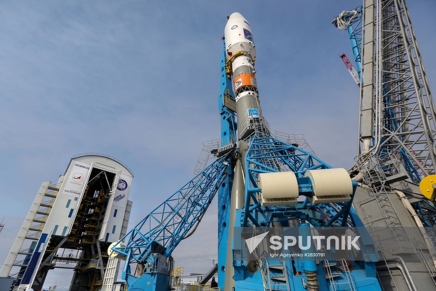 Soyuz-2.1a carrier vehicle taken to Vostochny space center's launch pad
