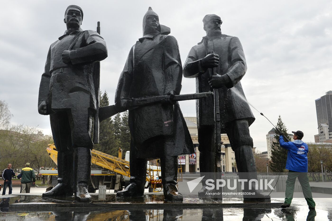 Citywide cleaning campaign in Novosibirsk