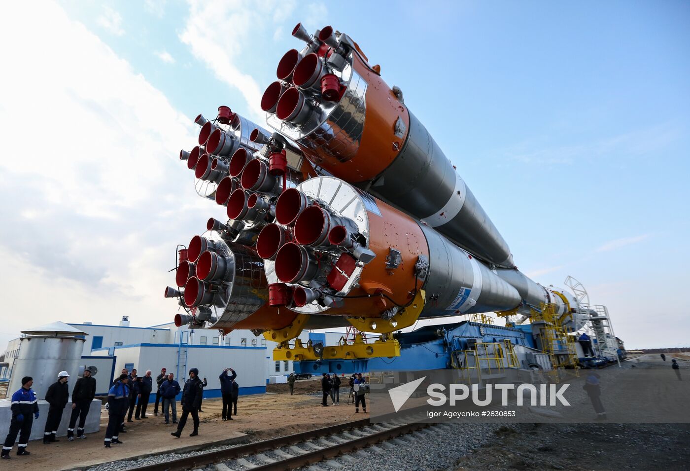 Soyuz-2.1a carrier vehicle taken to Vostochny space center's launch pad