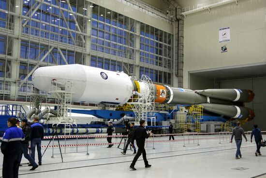 Soyuz-2.1a carrier vehicle taken to Vostochny space center's launch pad