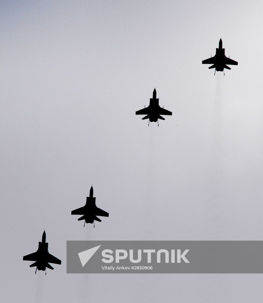 Eastern Military District's 5th Combined-Arms army holds joint tactical drill