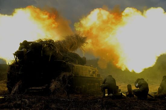 Eastern Military District's 5th Combined-Arms army holds joint tactical drill