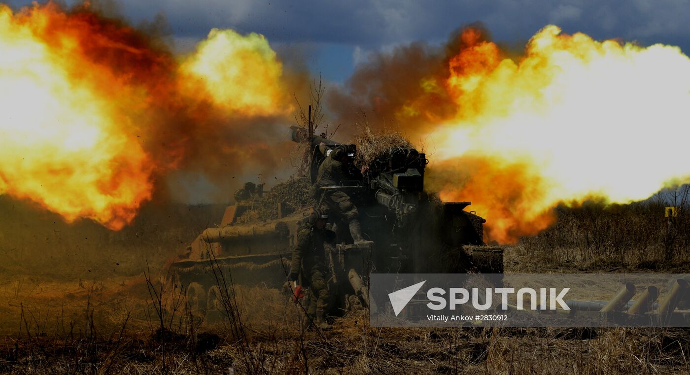 Eastern Military District's 5th Combined-Arms army holds joint tactical drill